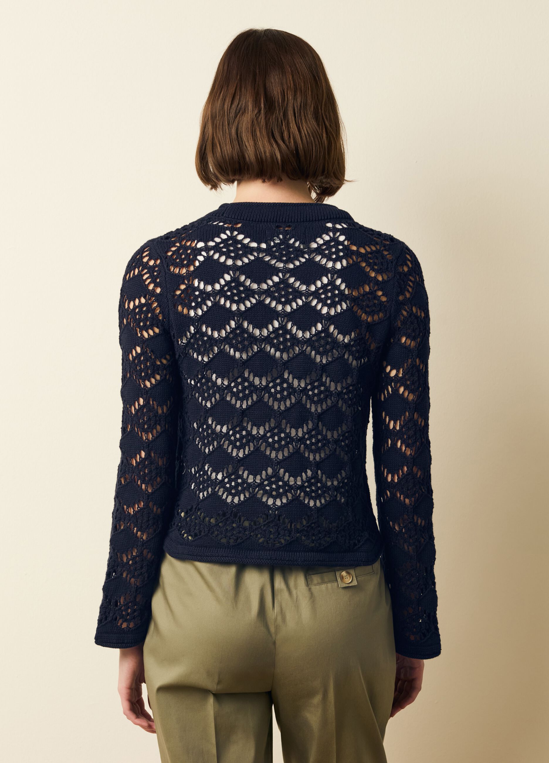Cardigan crochet scollo a V