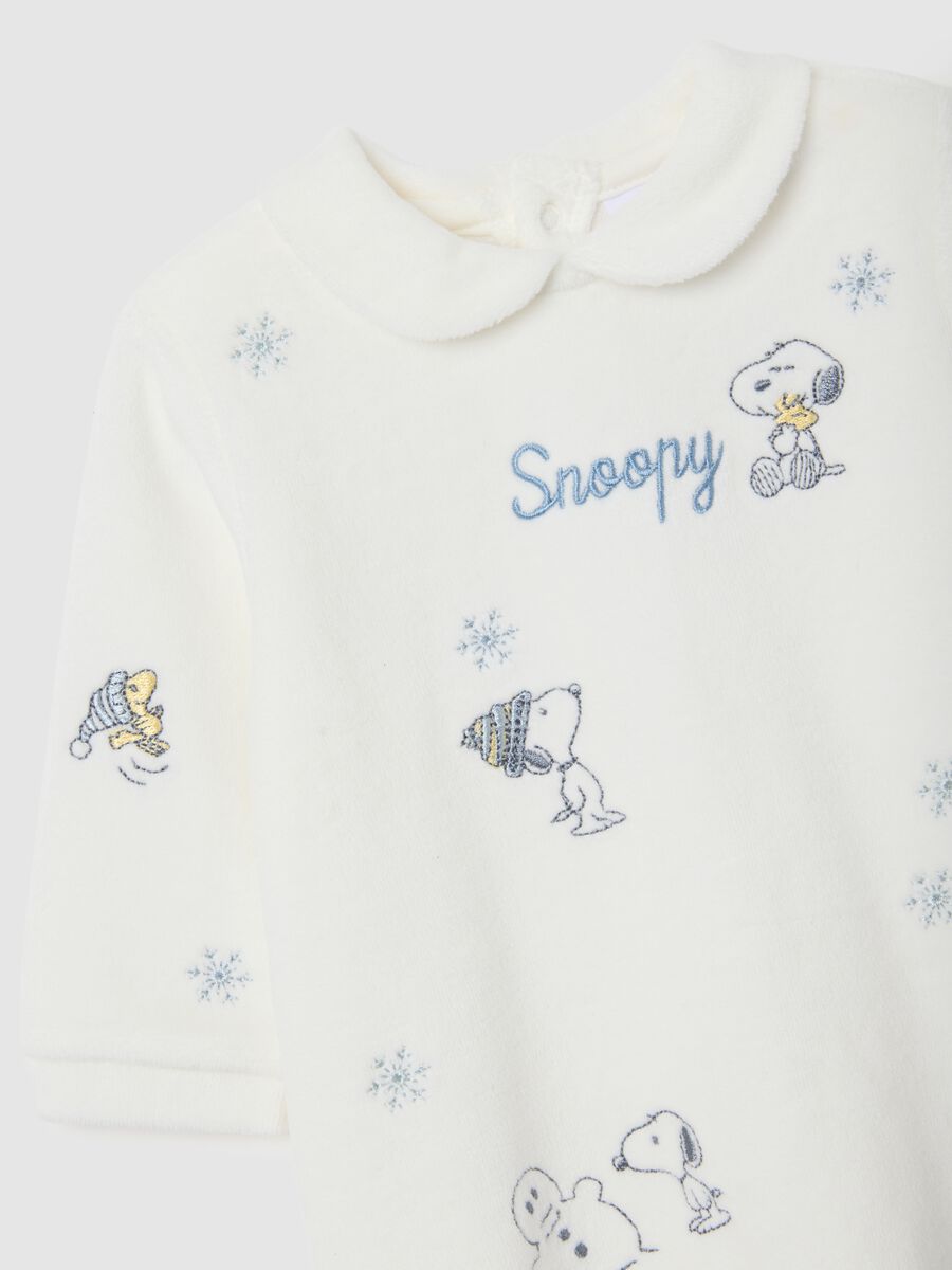 Newborn cotton and velour white romper with buttons_2