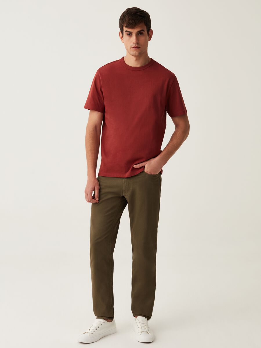 Pantaloni regular fit cinque tasche_0