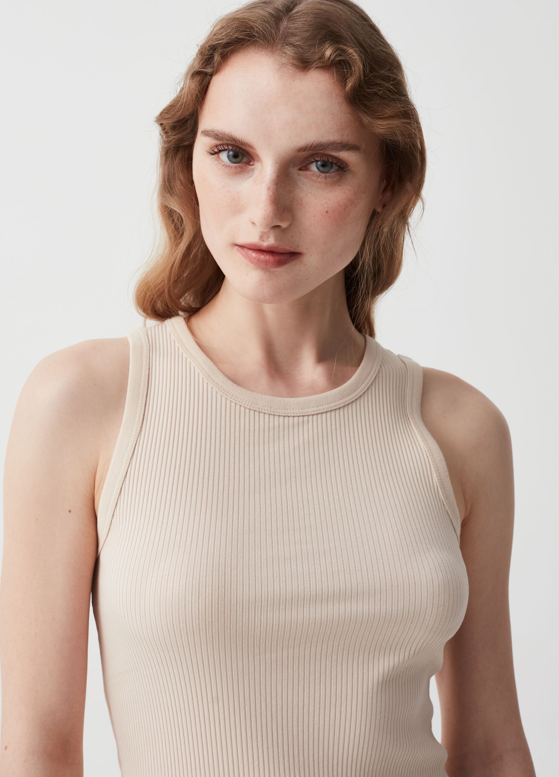 Essential tank top with narrow ribbing