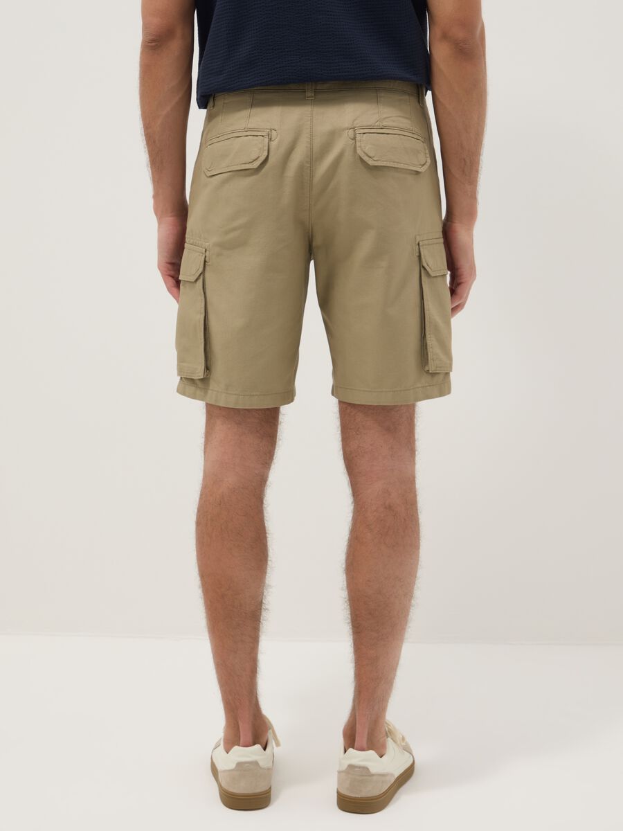 Shorts cargo beige in puro cotone regular fit_2
