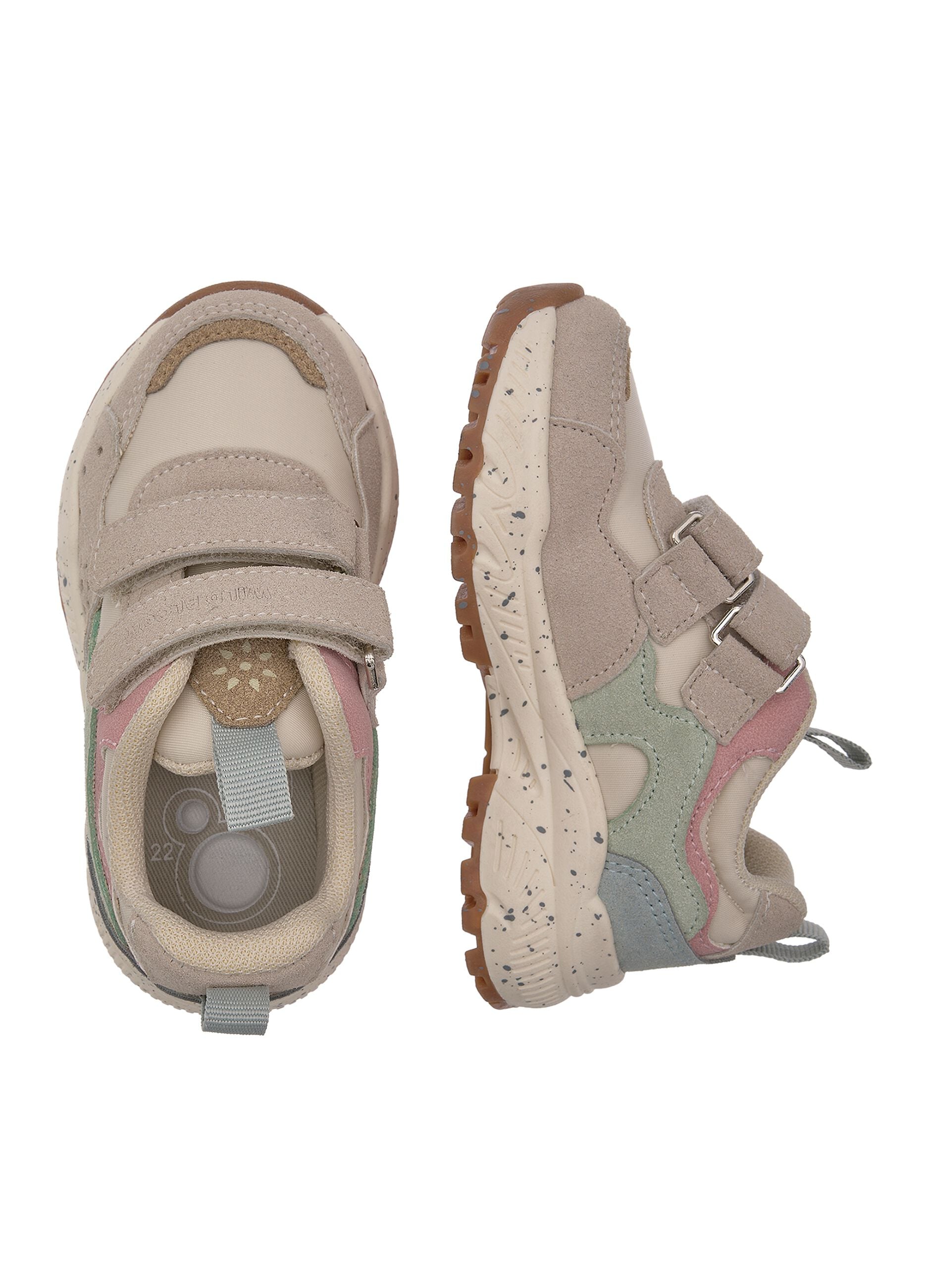Light pink sporty shoes with double strap fastening