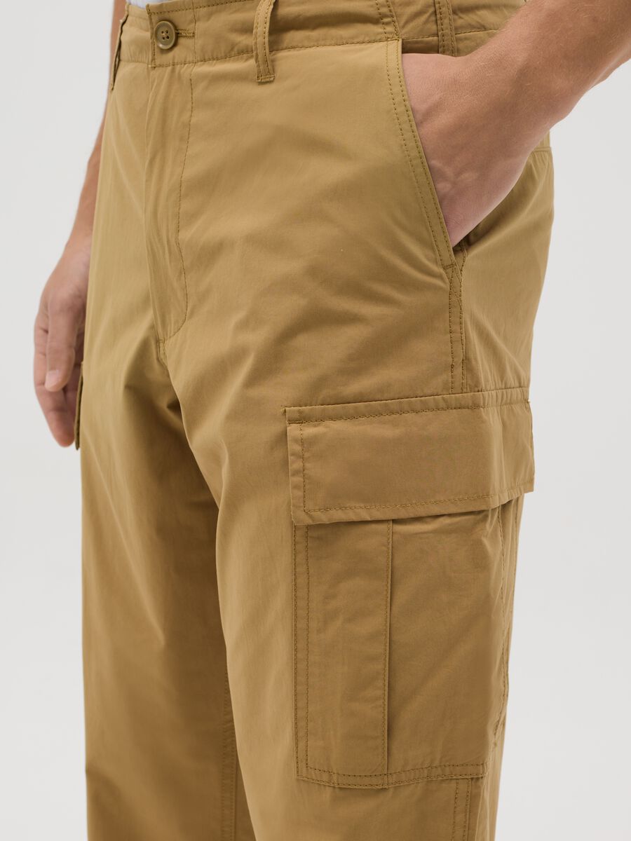 Beige cargo trousers in cotton_3