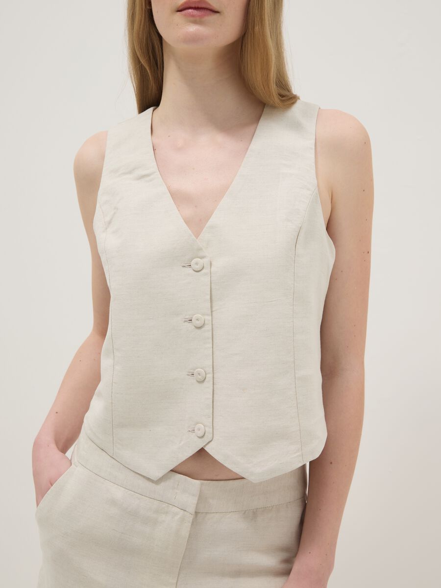 Beige linen-blend slim-fit waistcoat with buttons_3