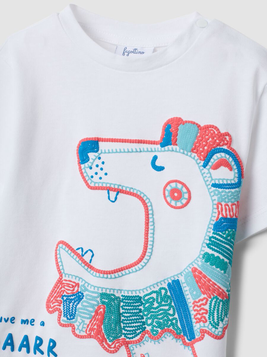 Completo bianco e blu in puro cotone con t-shirt e shorts per bimbo regular fit_2