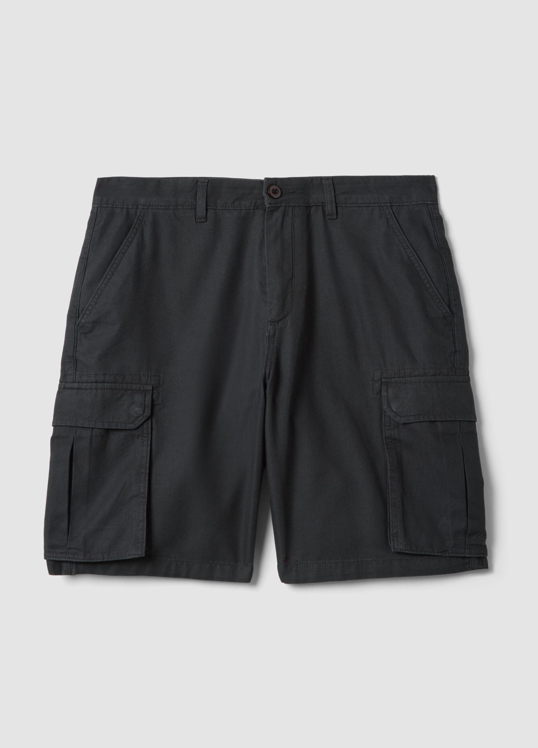 Black pure cotton cargo Bermuda shorts, regular fit