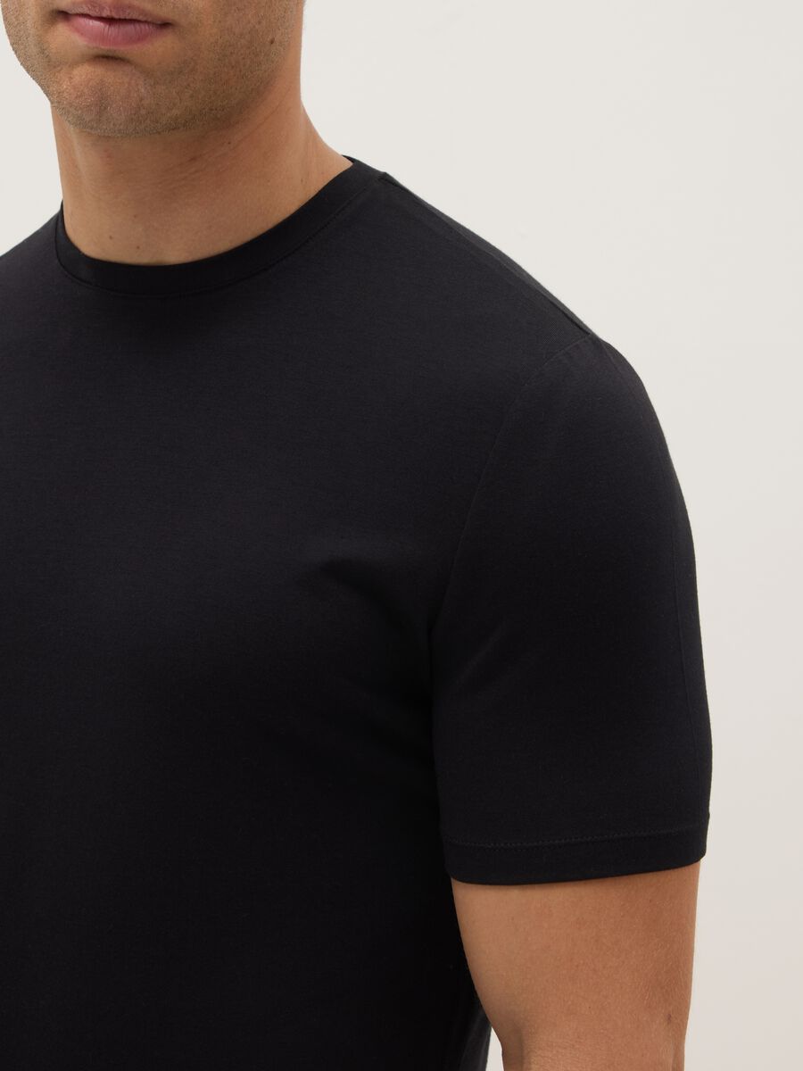 Black crew neck t-shirt in cotton blend regular fit_3