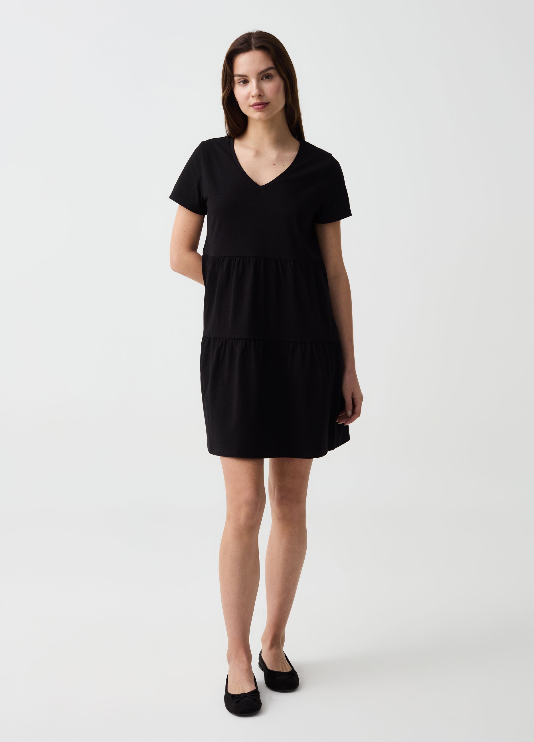 Essential short dress with flounces