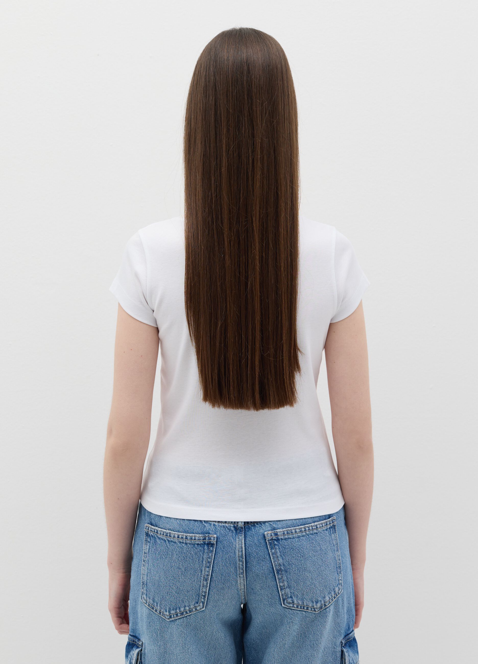 T-shirt with round neck, lace and bow