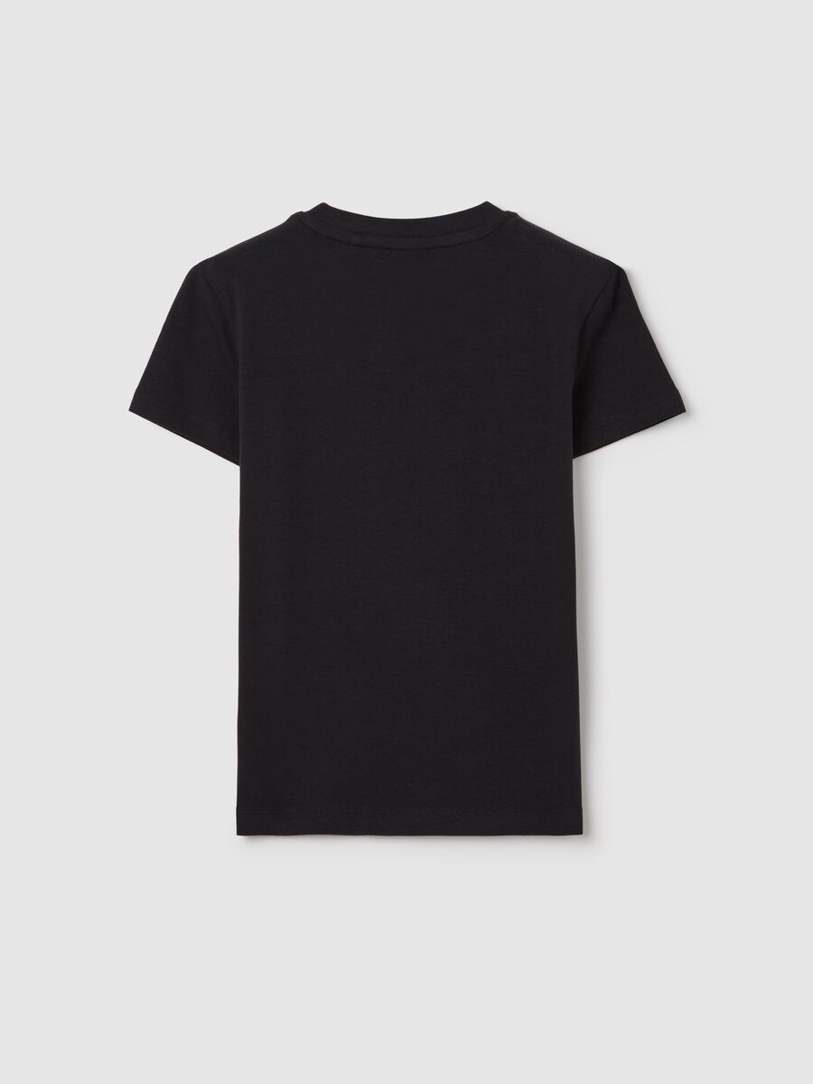 T-shirt nera in cotone stretch con stampa_4