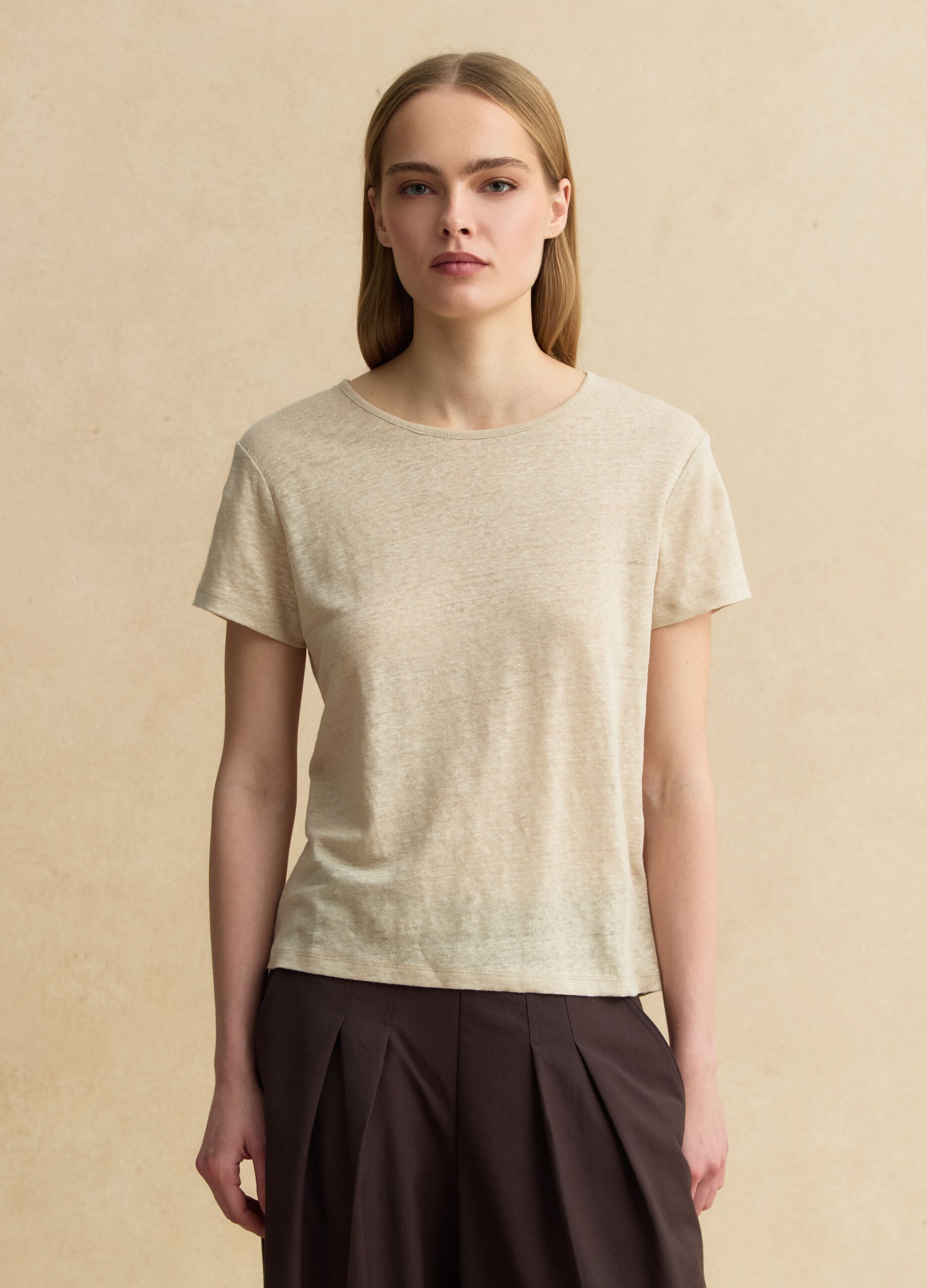 Beige short-sleeve pure linen T-shirt, regular fit