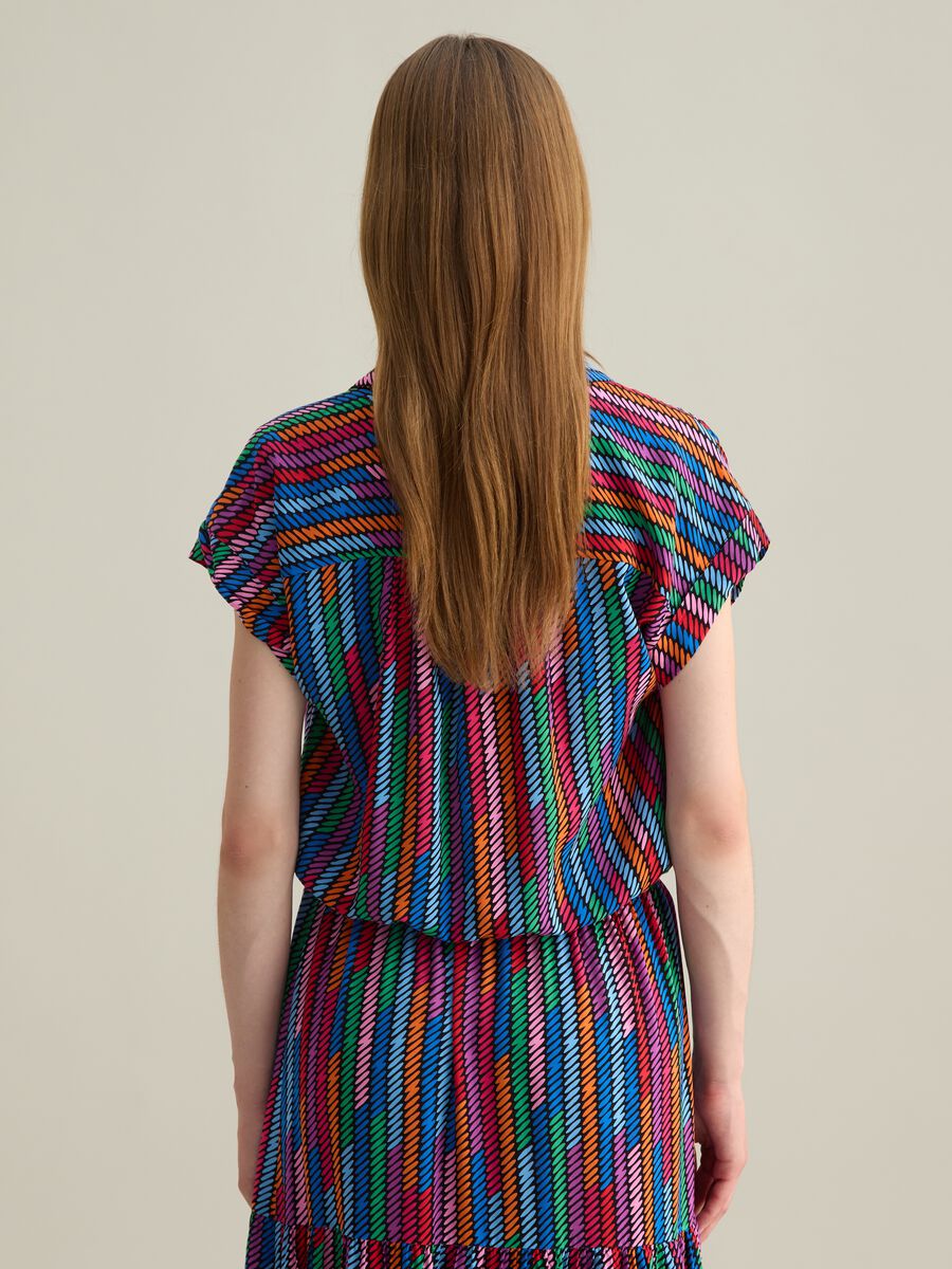 Women's viscose multicolour regular fit shirt with knot_3