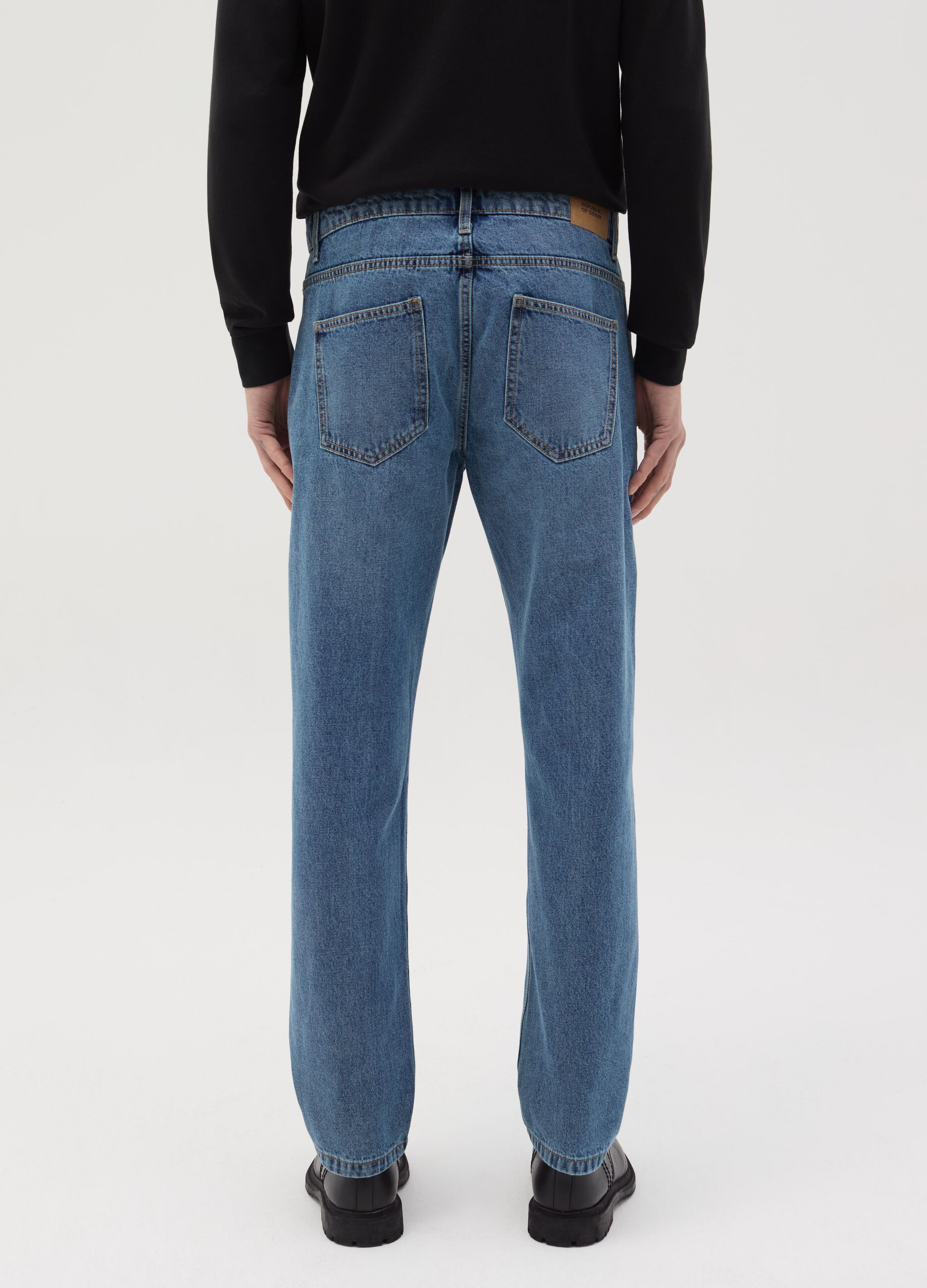 Regular-fit jeans with five pockets