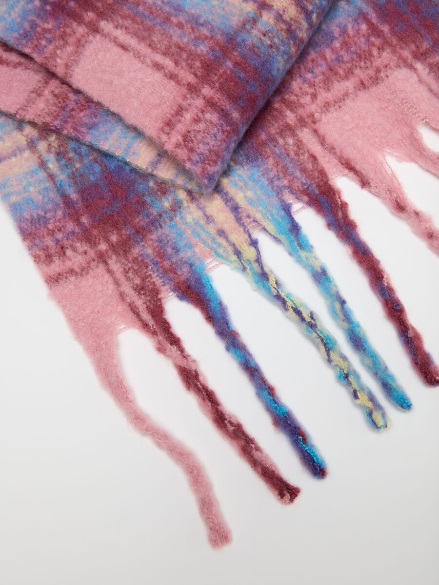 Multicoloured Checkered Scarf with Fringe_2