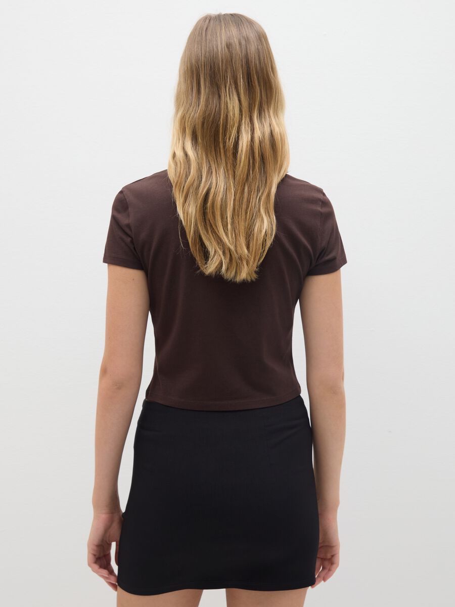 Brown Short-Sleeve Cotton T-Shirt_3