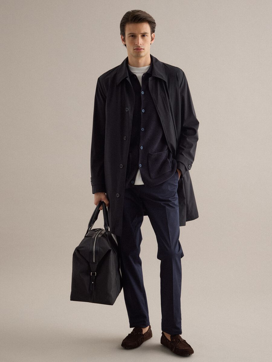 Trench lungo nero regular fit con bottoni_2