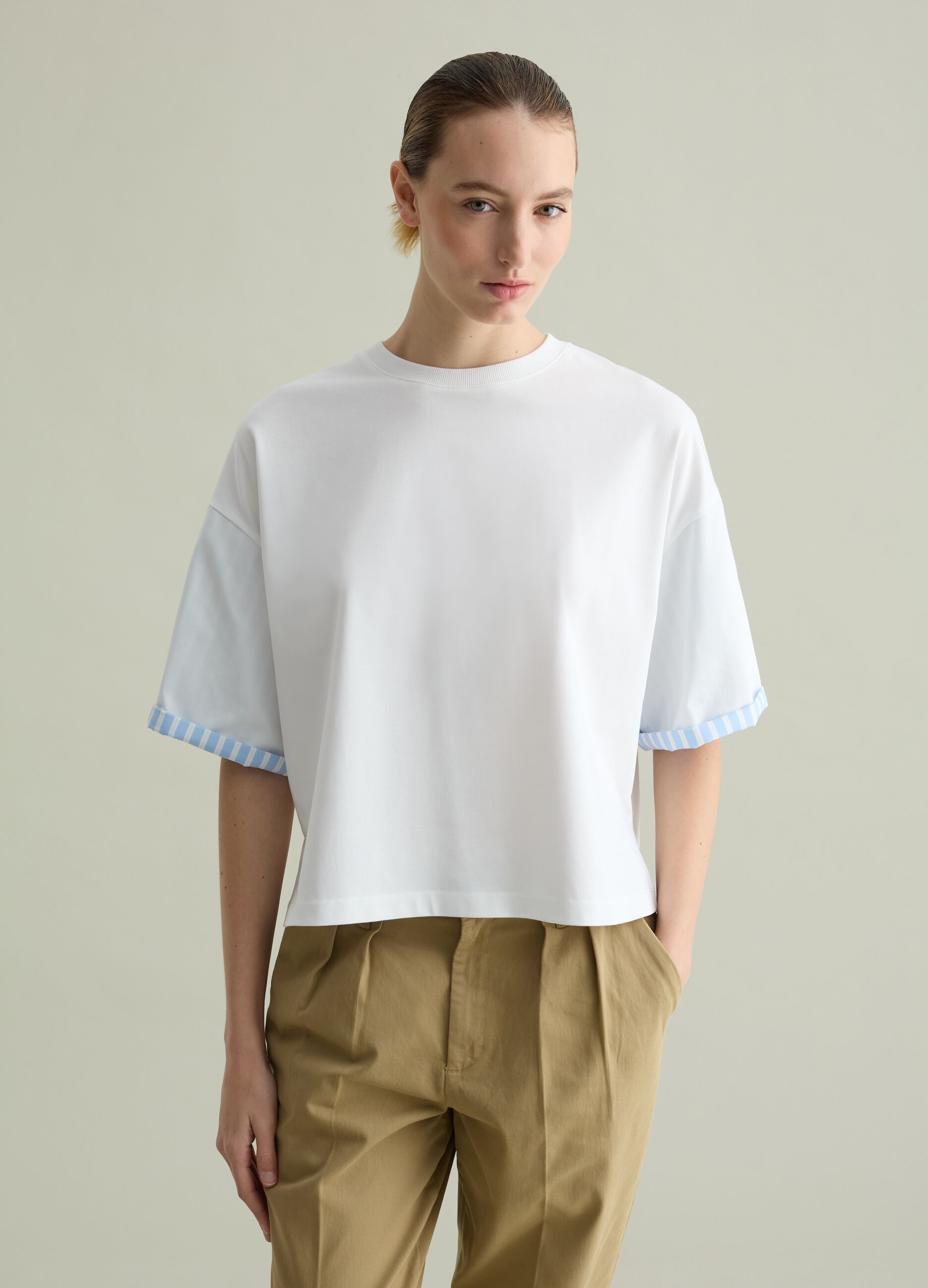 Oversized T-shirt with contrasting detail