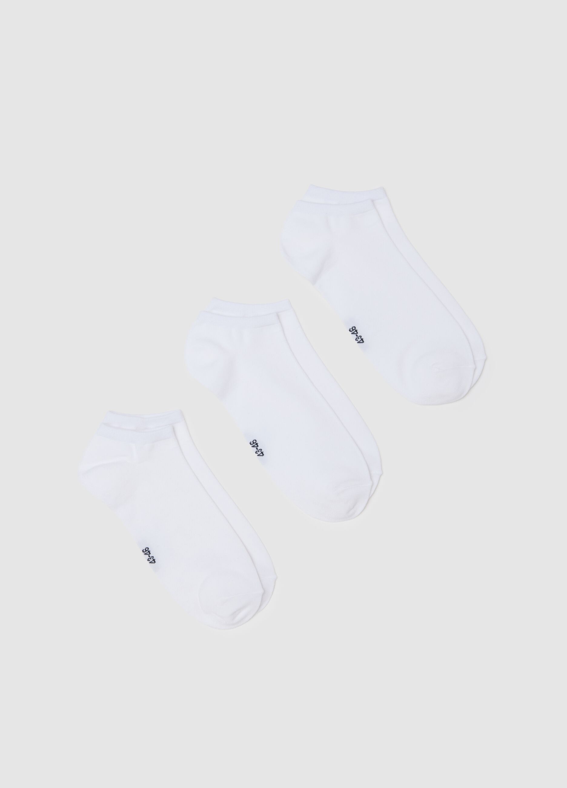 Tripack of regular fit white sport socks