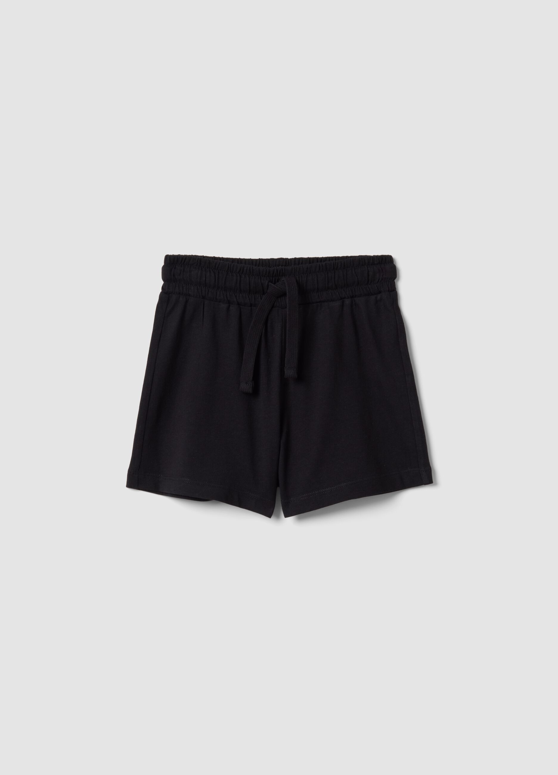Girls&rsquo; black pure cotton shorts, regular fit
