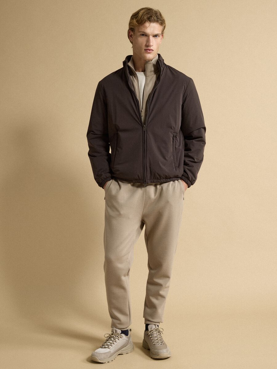Giacca marrone imbottita in tessuto elasticizzato regular fit_2
