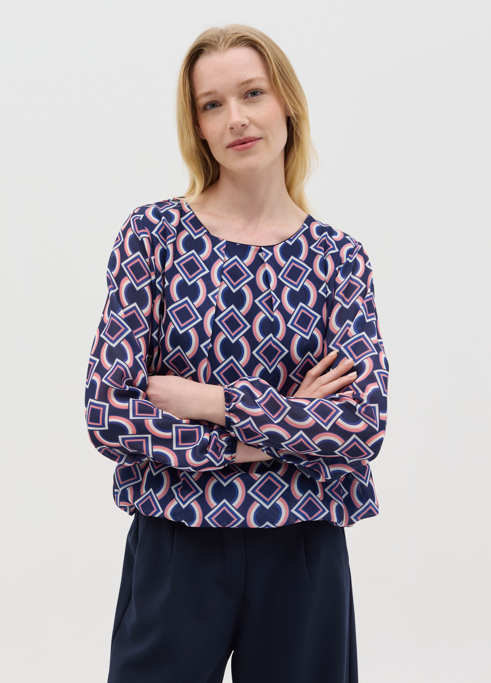 Blouse with geometric print