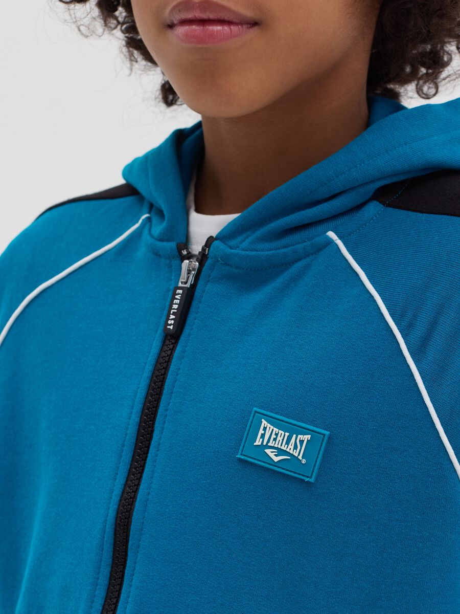 Full-zip con cappuccio e patch logo_1