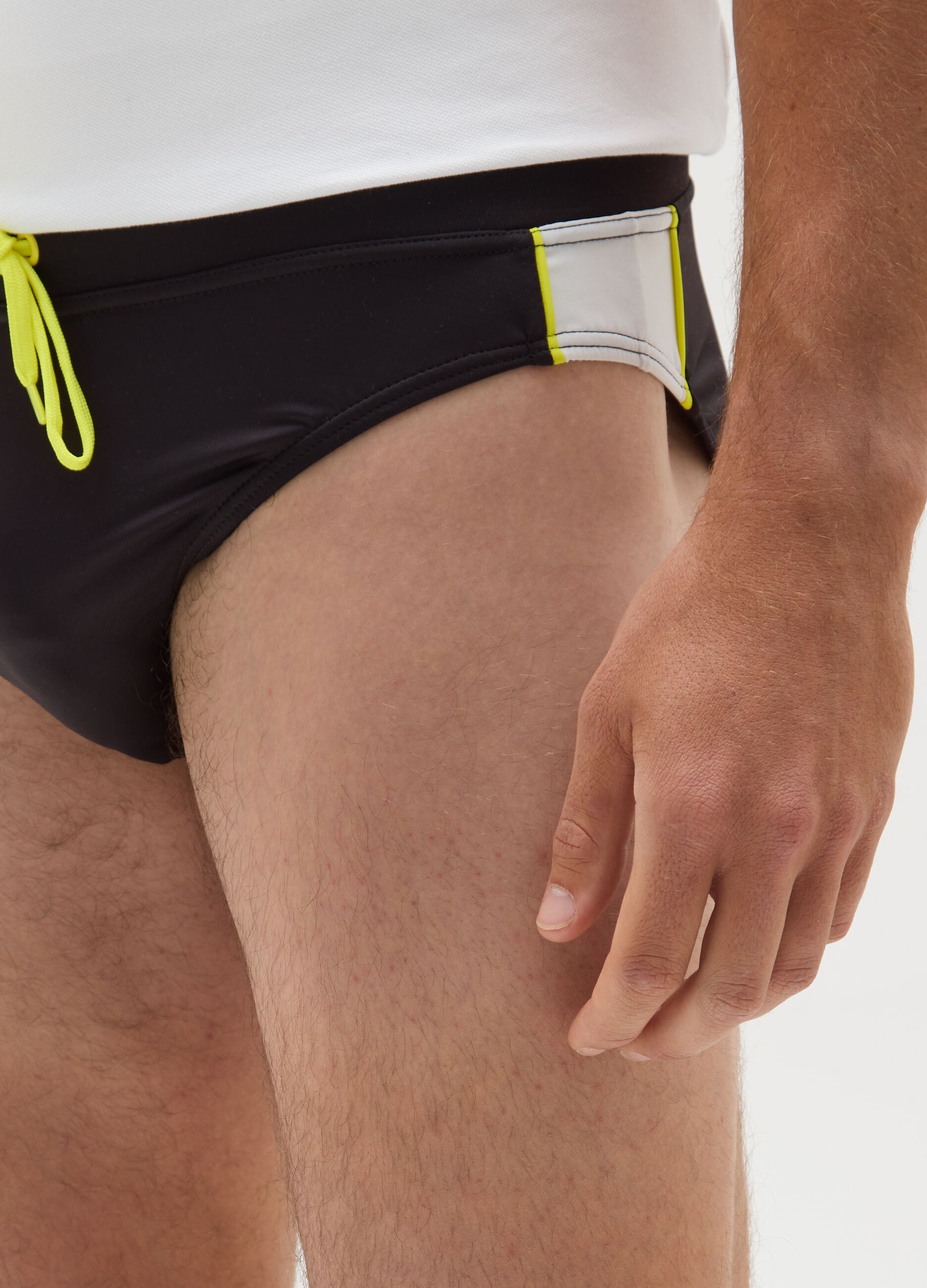 Slip da uomo in tessuto elasticizzato multicolor