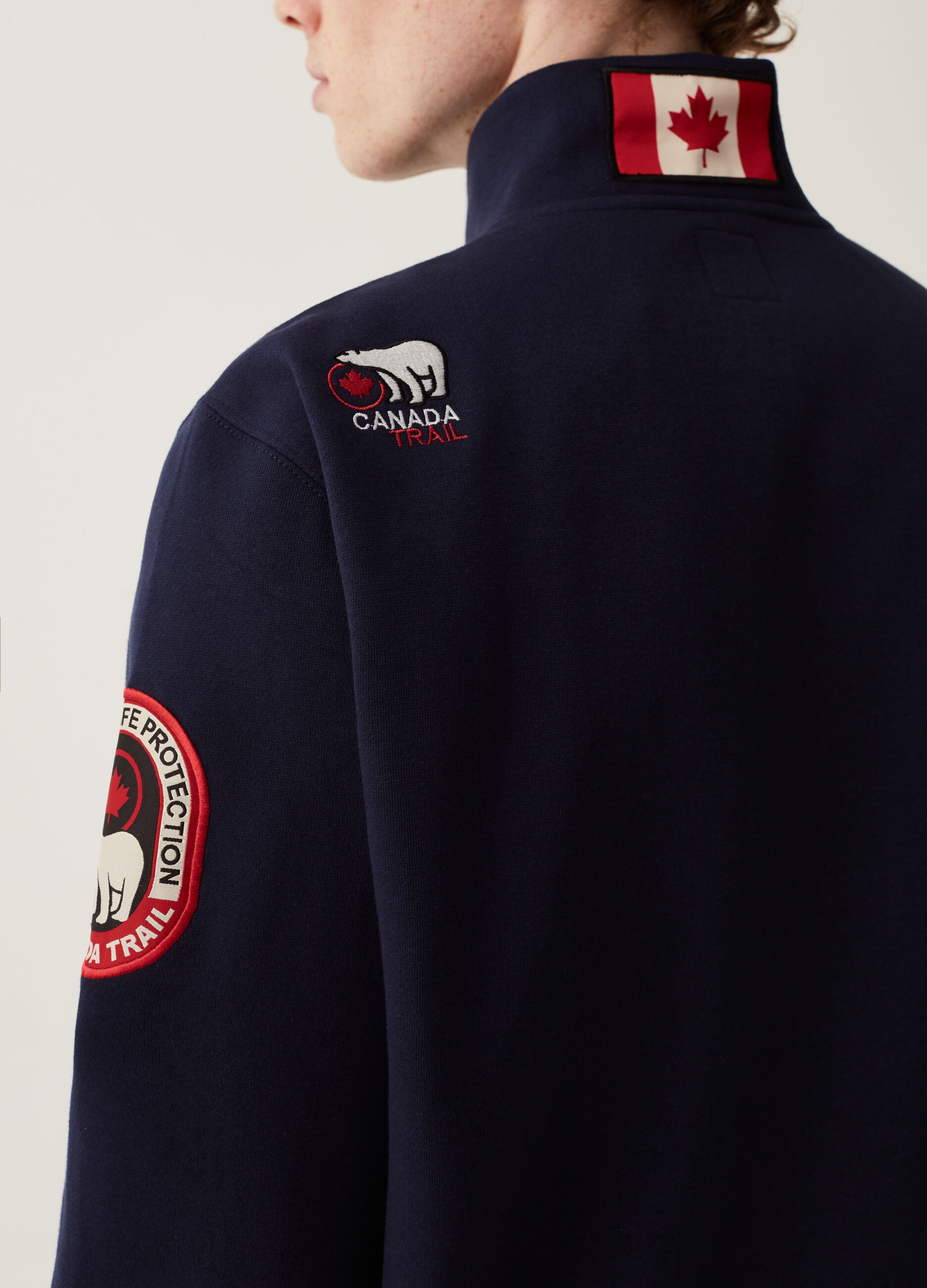 Full-zip in felpa a collo alto con patch_3