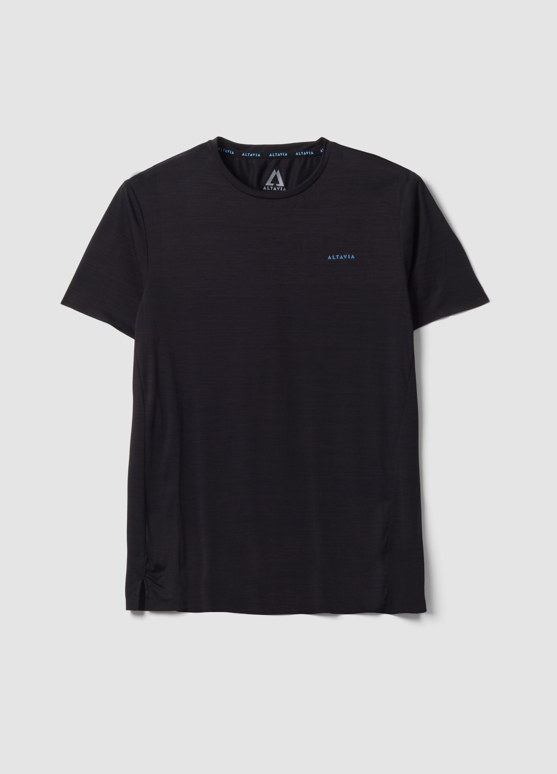 ALTAVIA black breathable technical slim-fit T-shirt