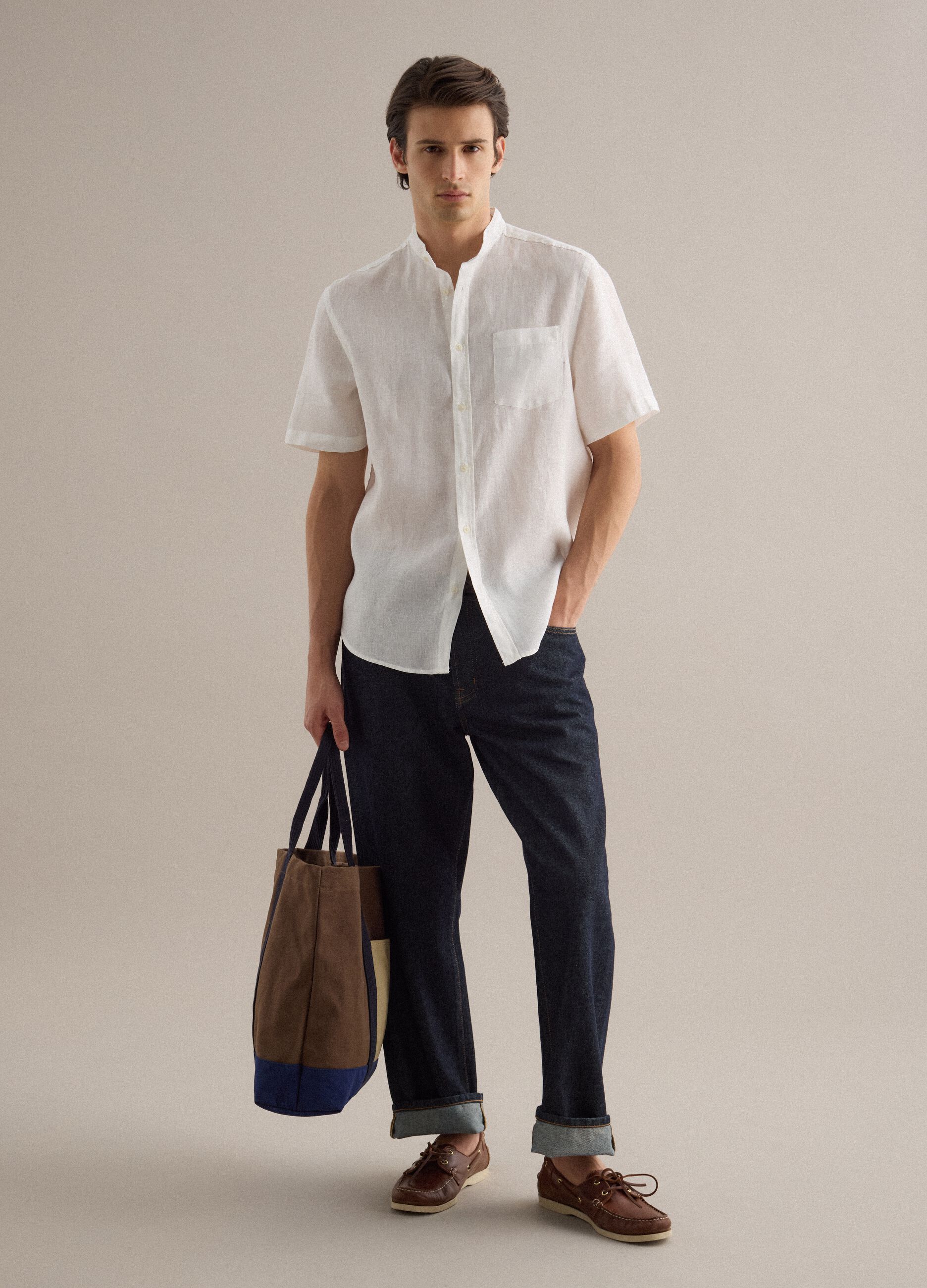 White shirt with mandarin collar in pure linen regular fit