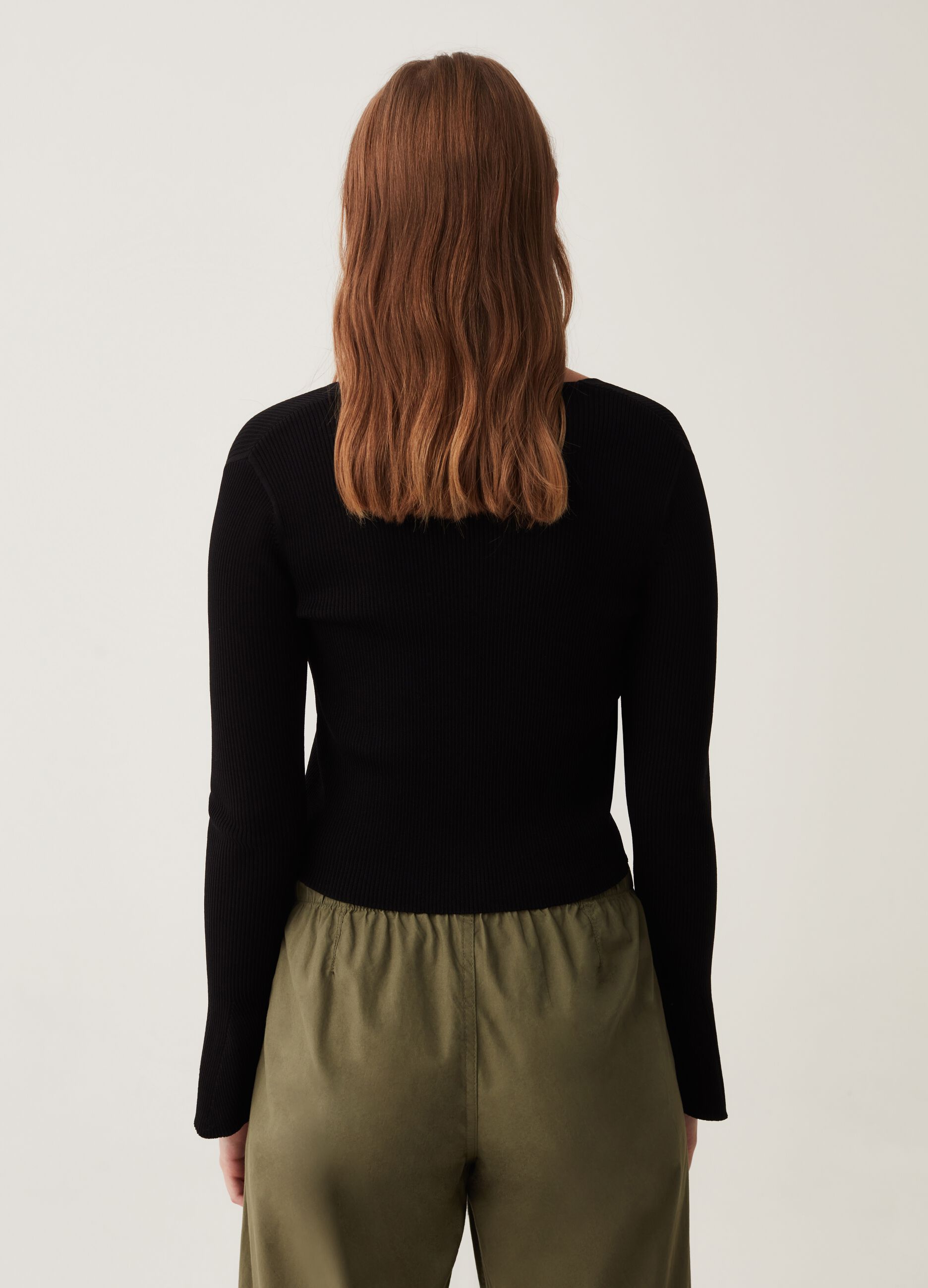 Cardigan a costine con laccetto_2