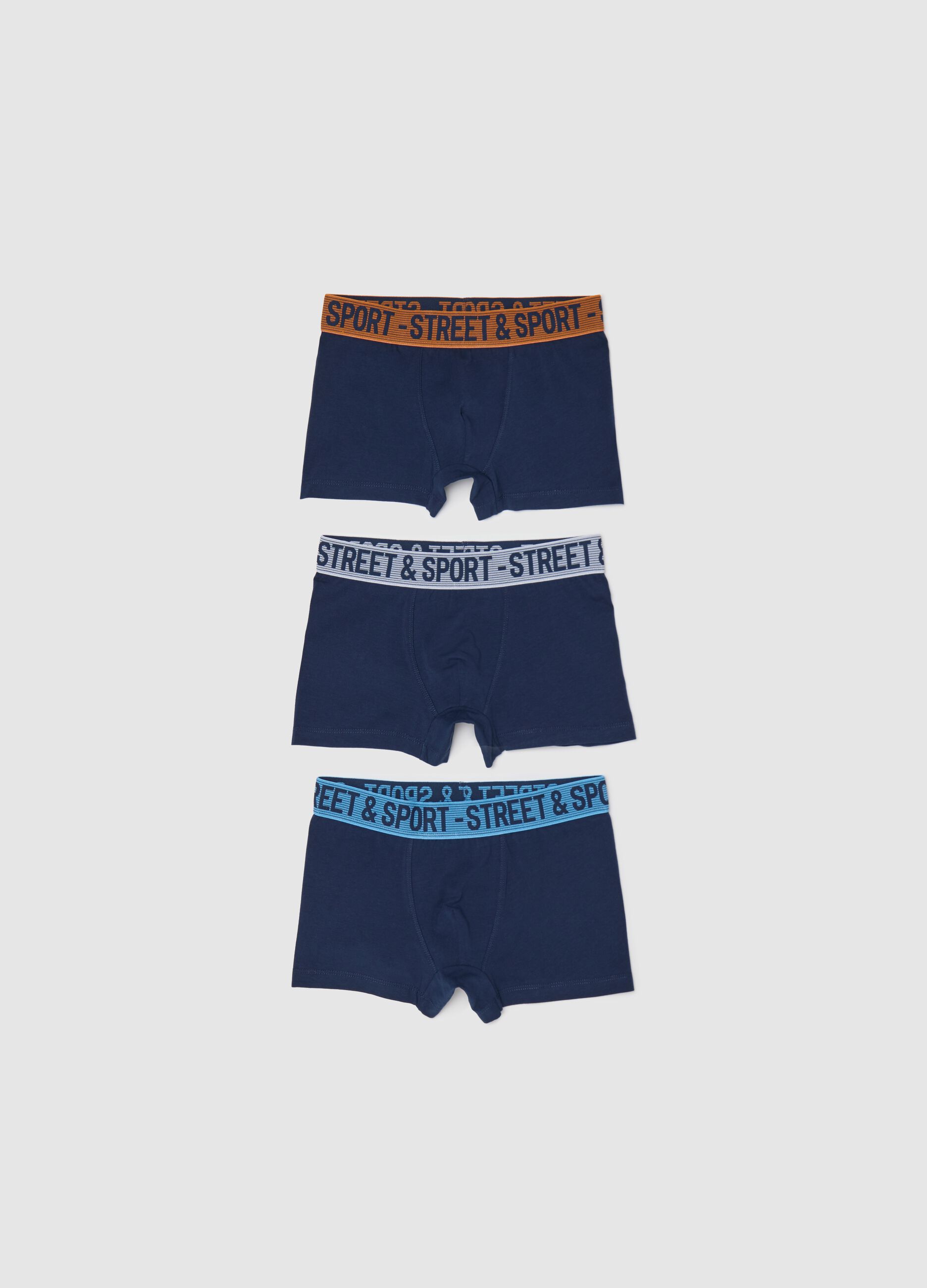 Three-pack blue boxer shorts in stretch cotton with lettering