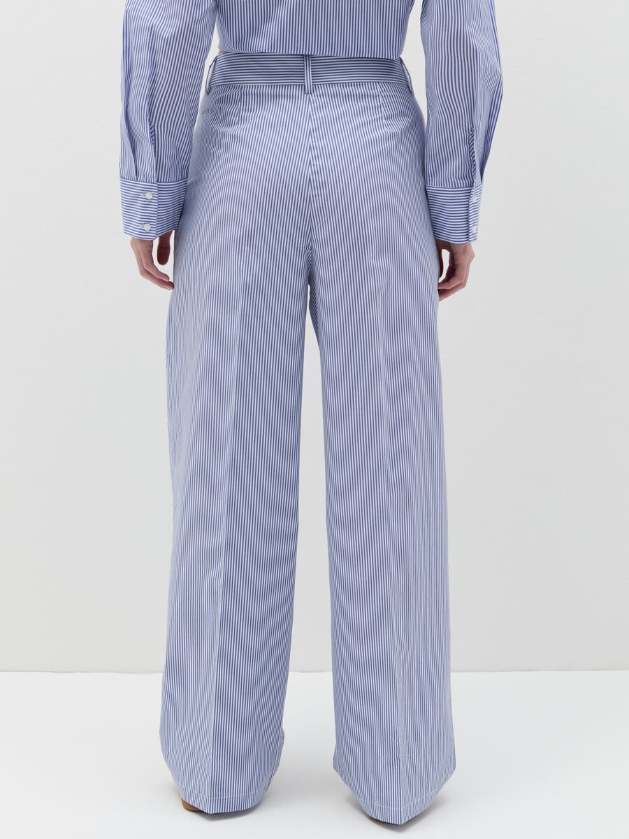 Tailored trousers with thin stripes_3