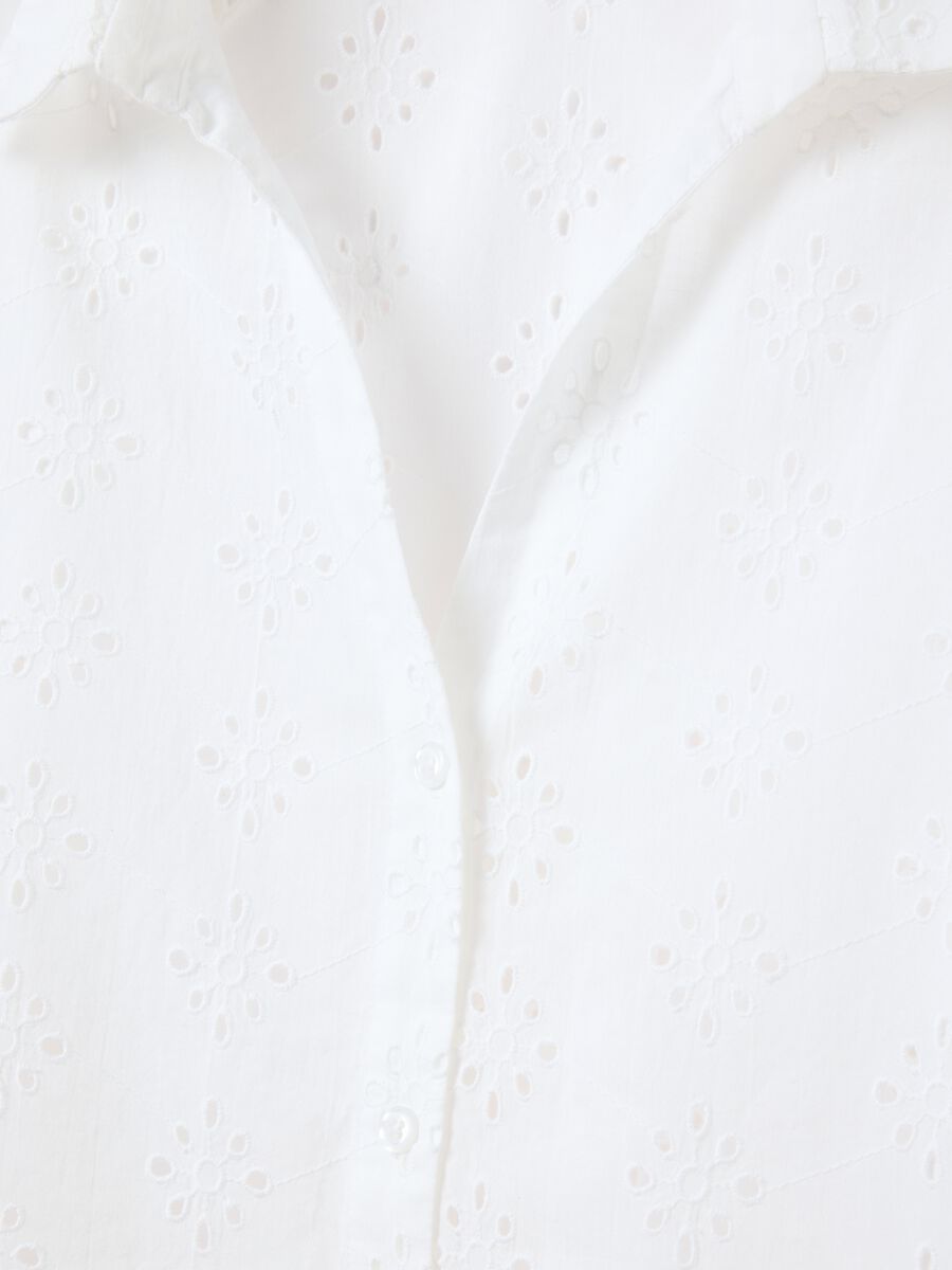 Women's White Pure Cotton Regular Fit Shirt_5