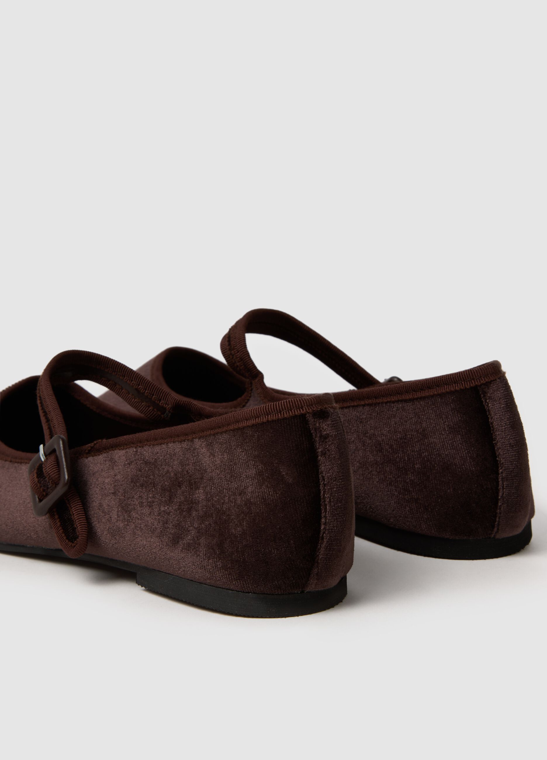 Scarpe ballerina in velluto marrone