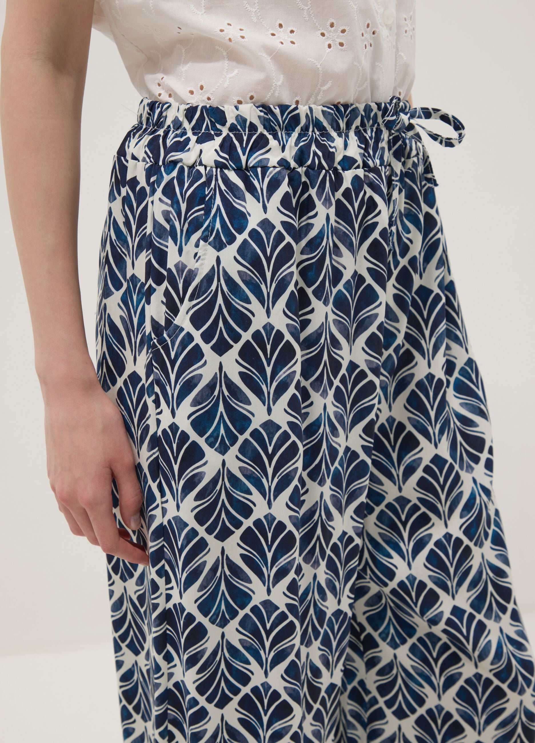Blue pure viscose wide-leg patterned trousers, regular fit