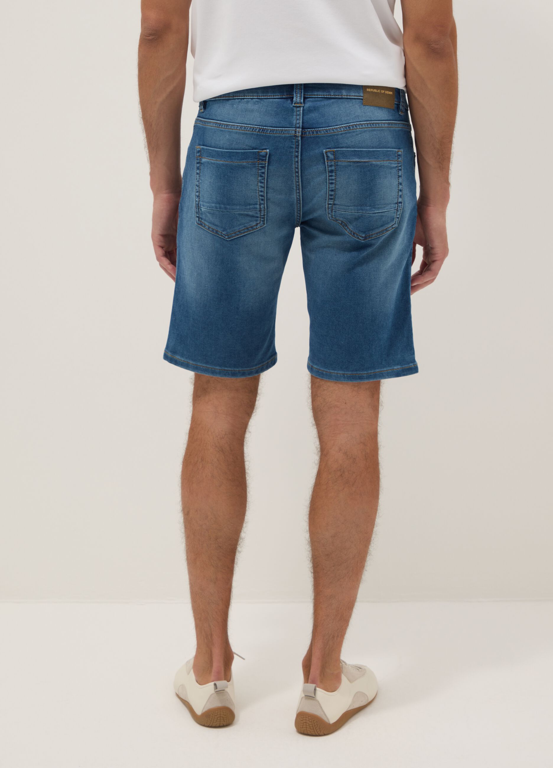 Slim-fit stretch cotton shorts