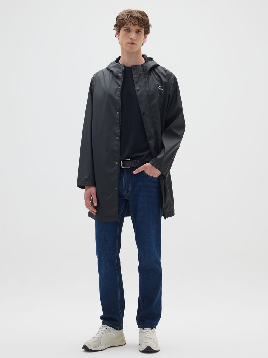 Black lightweight waterproof jacket regular fit_1