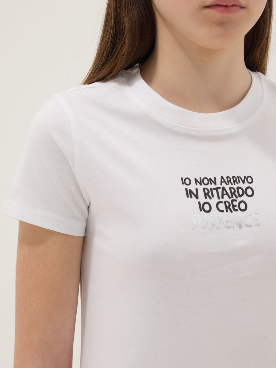 Girls' regular fit white pure cotton T-shirt with phrase_2