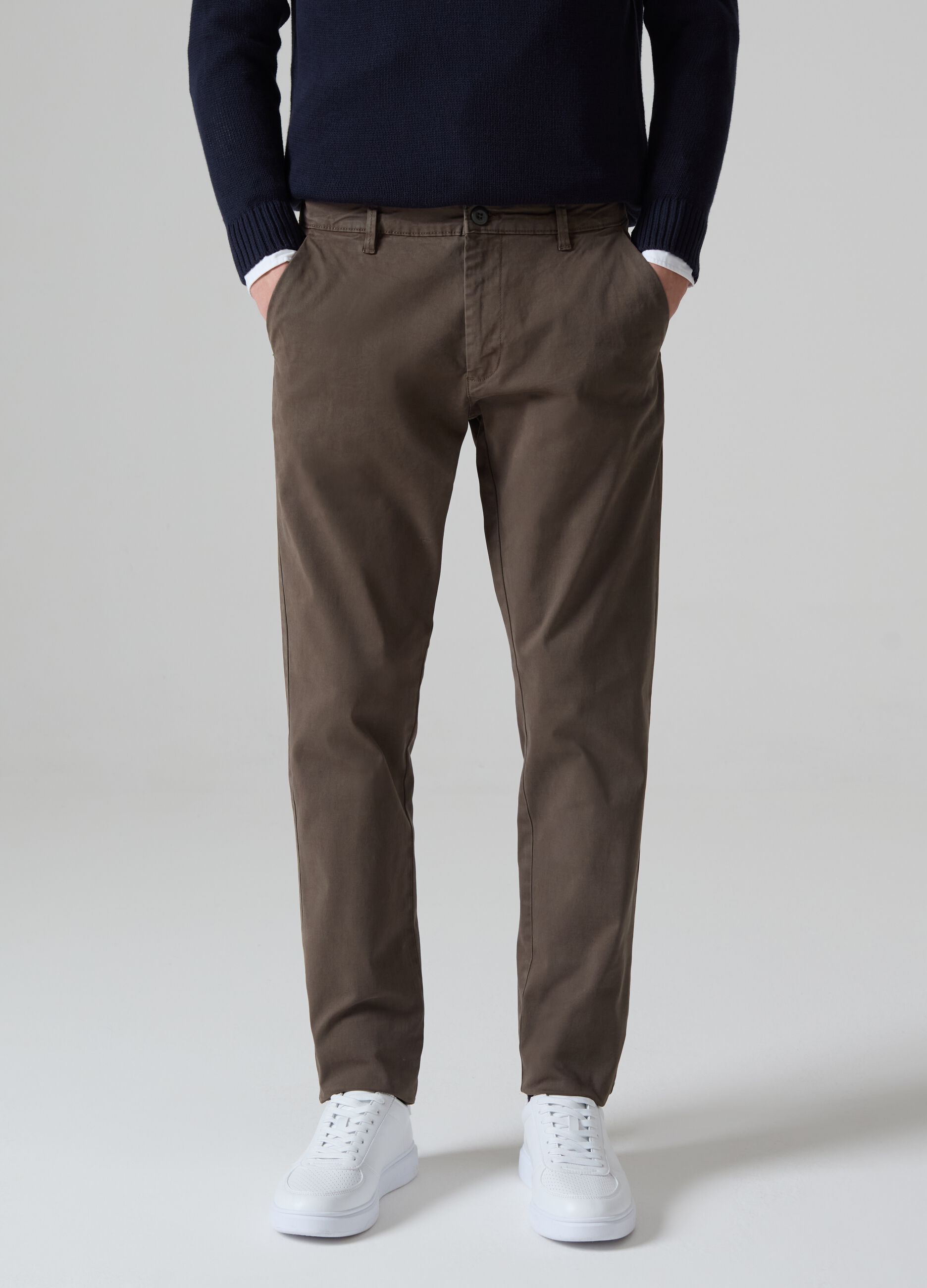 Slim-fit, stretch cotton chinos