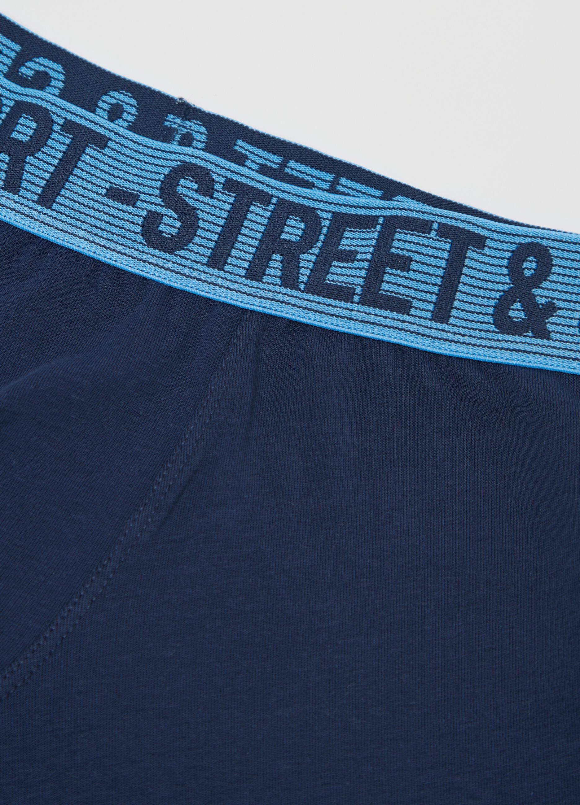 Three-pack blue boxer shorts in stretch cotton with lettering