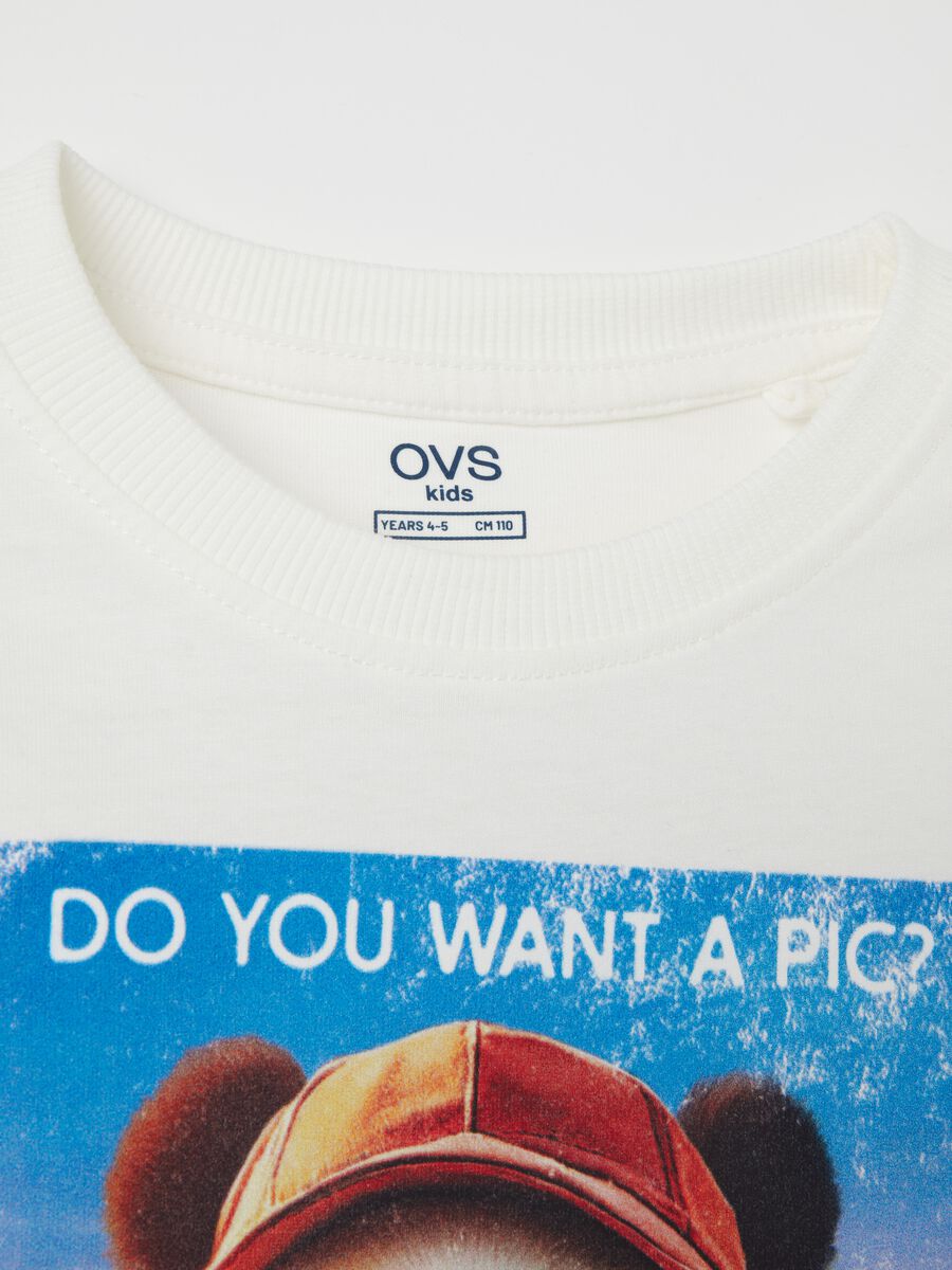 Long-sleeved T-shirt with "Do you want a pic?" print_3