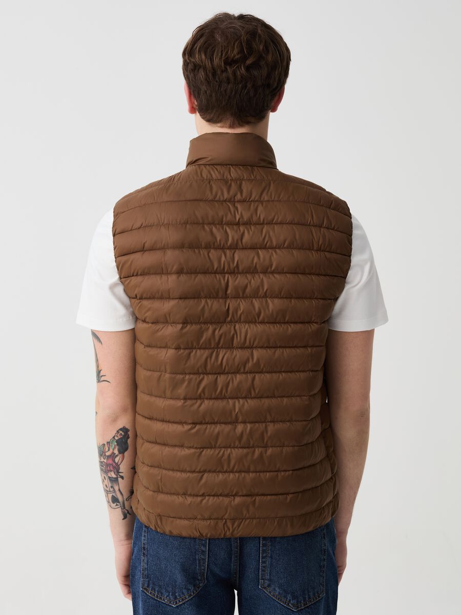 Ultralight quilted gilet with high neck_2