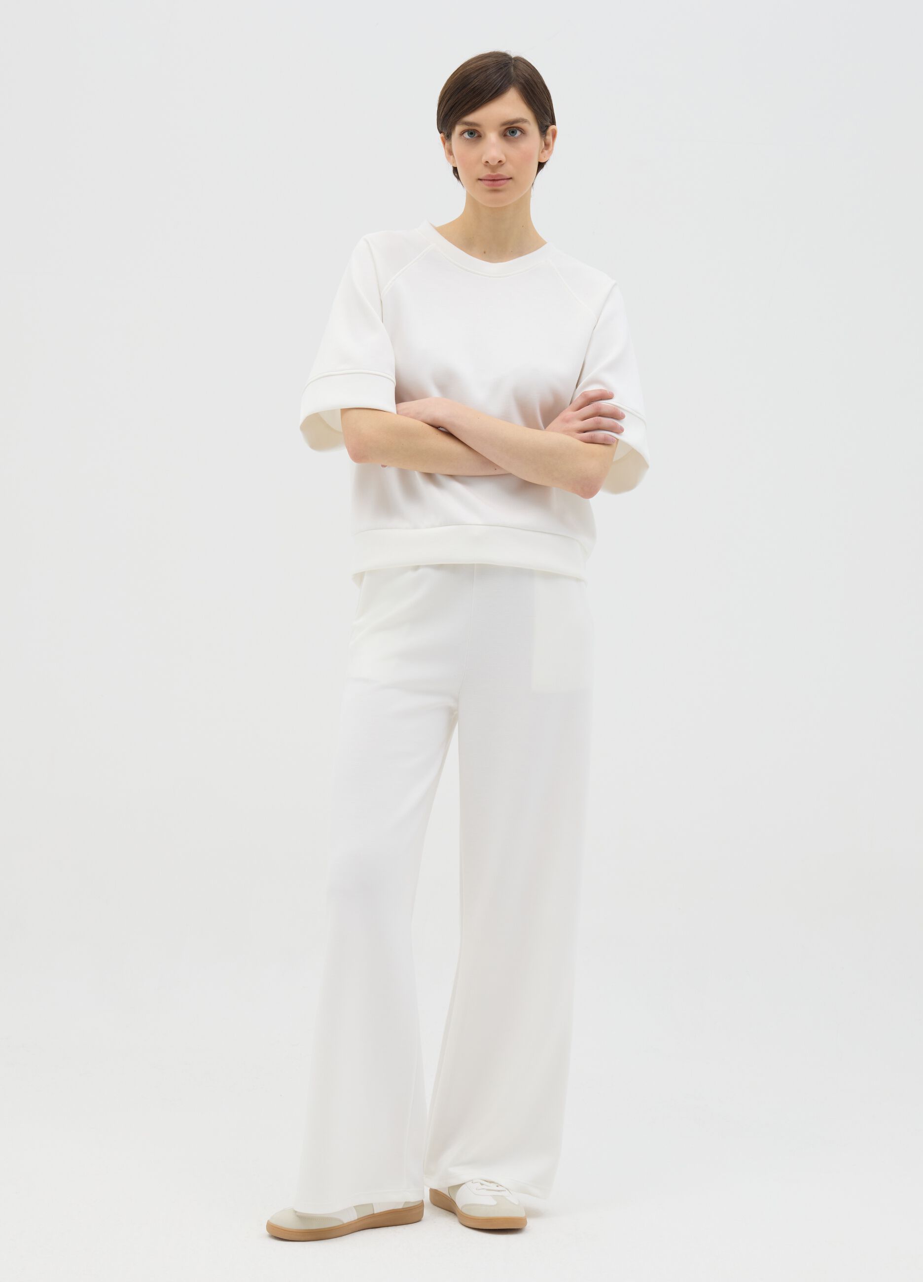 White top with kimono sleeves