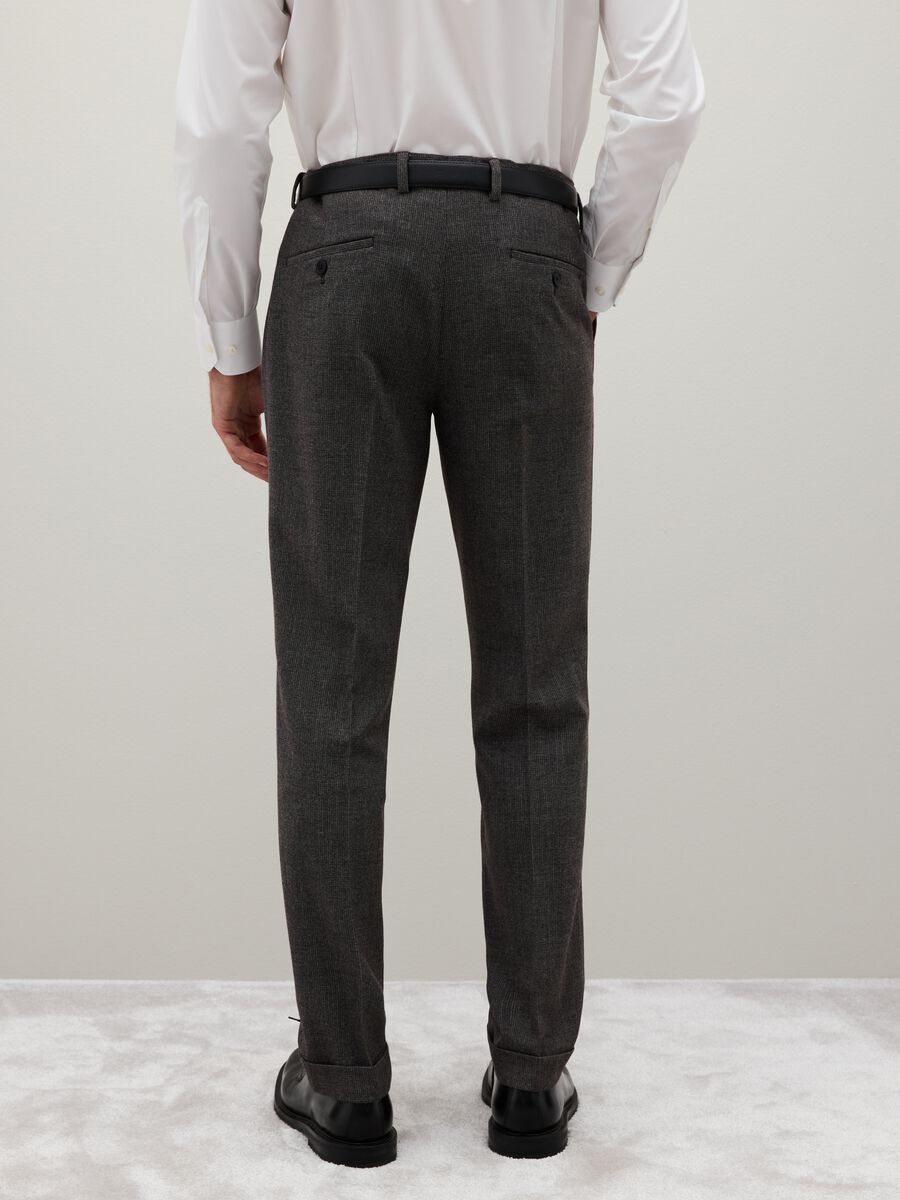 Pantaloni in tessuto elasticizzato grigi slim fit_3