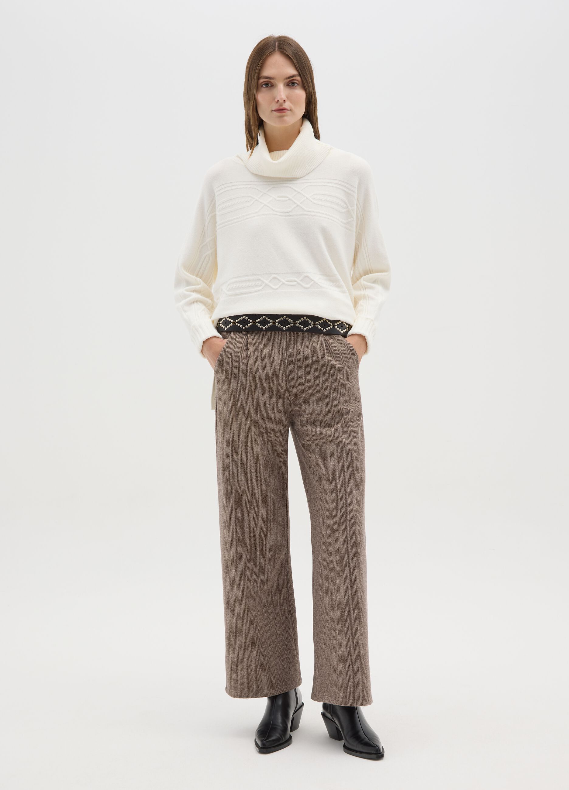 Brown regular fit trousers
