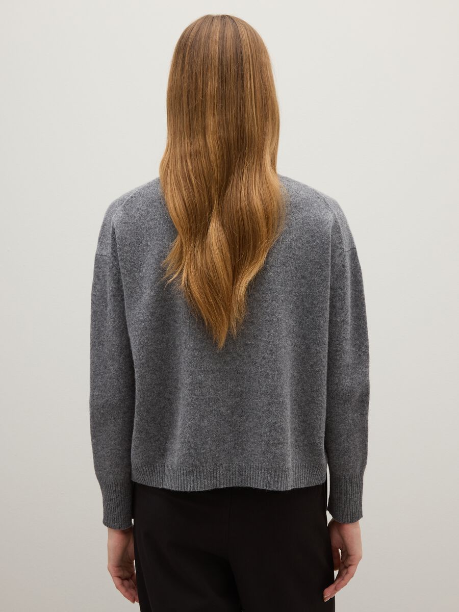 Grey high-neck pure wool jumper in regular fit_2