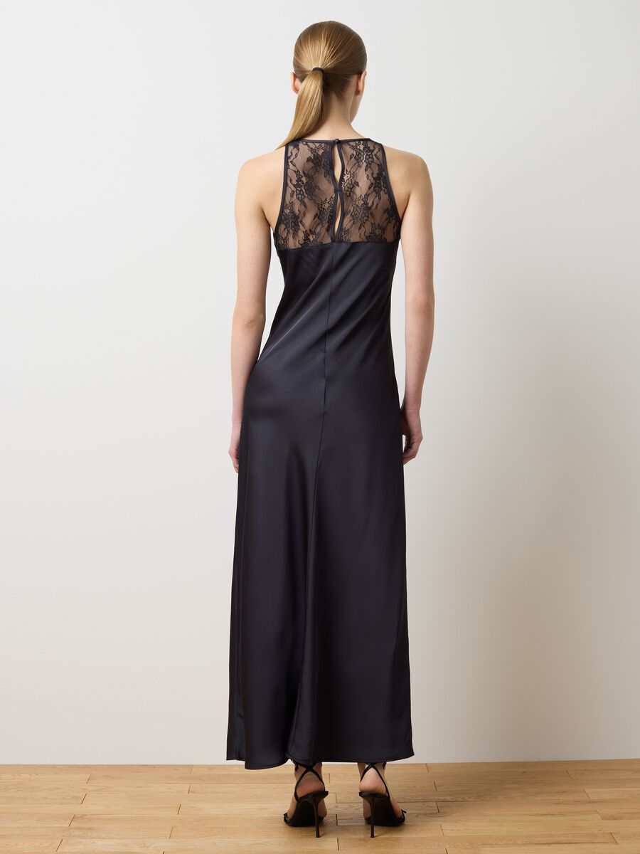 Long black satin dress regular fit_2