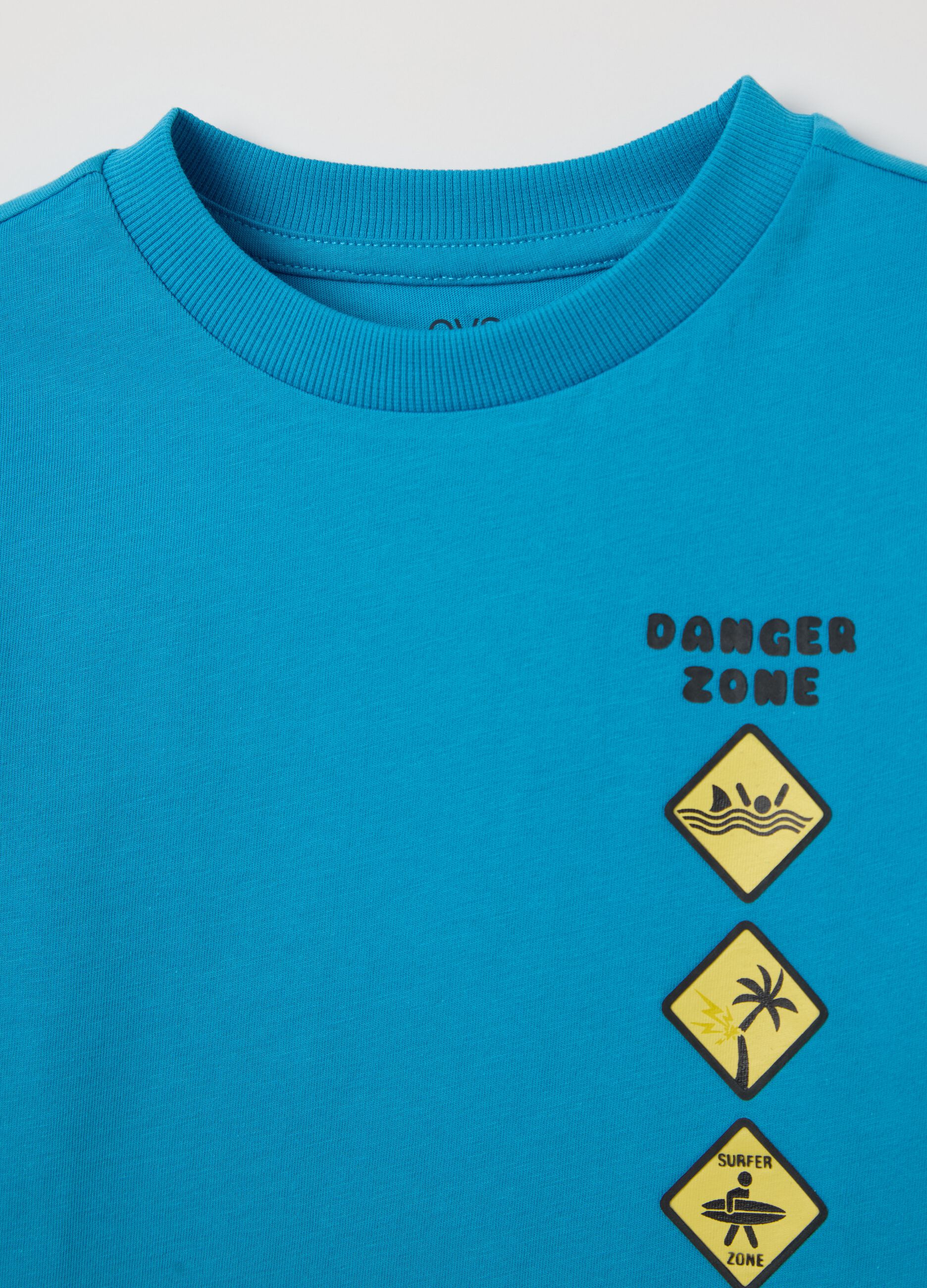 Light blue T-shirt in cotton with "Danger Zone" print