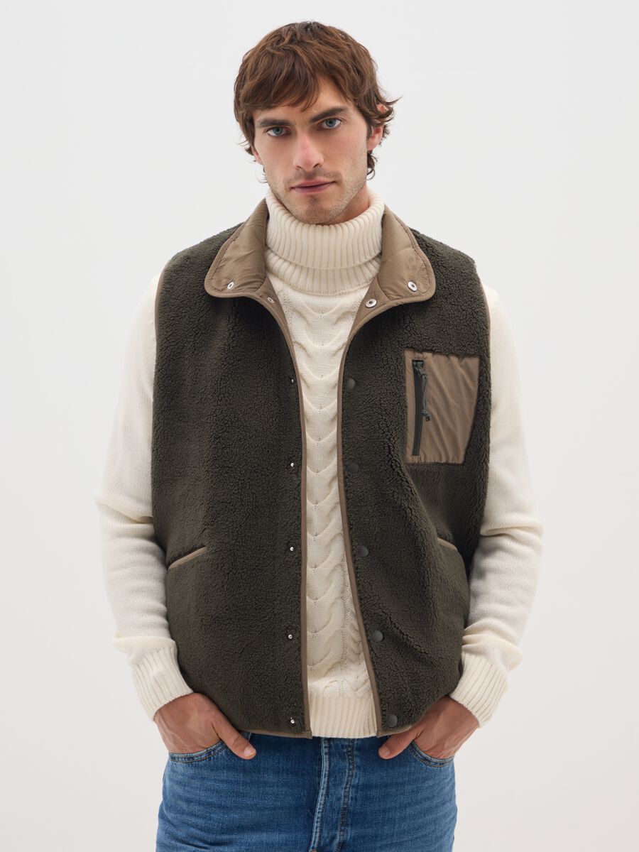 Black sherpa gilet_0